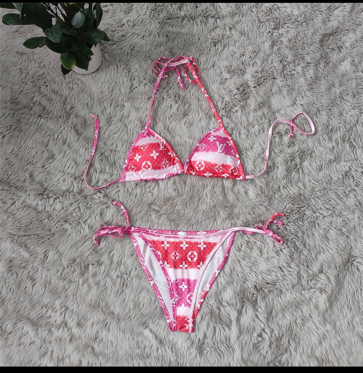 Pink and white bikini – Les Calme by BoxMeUnltd